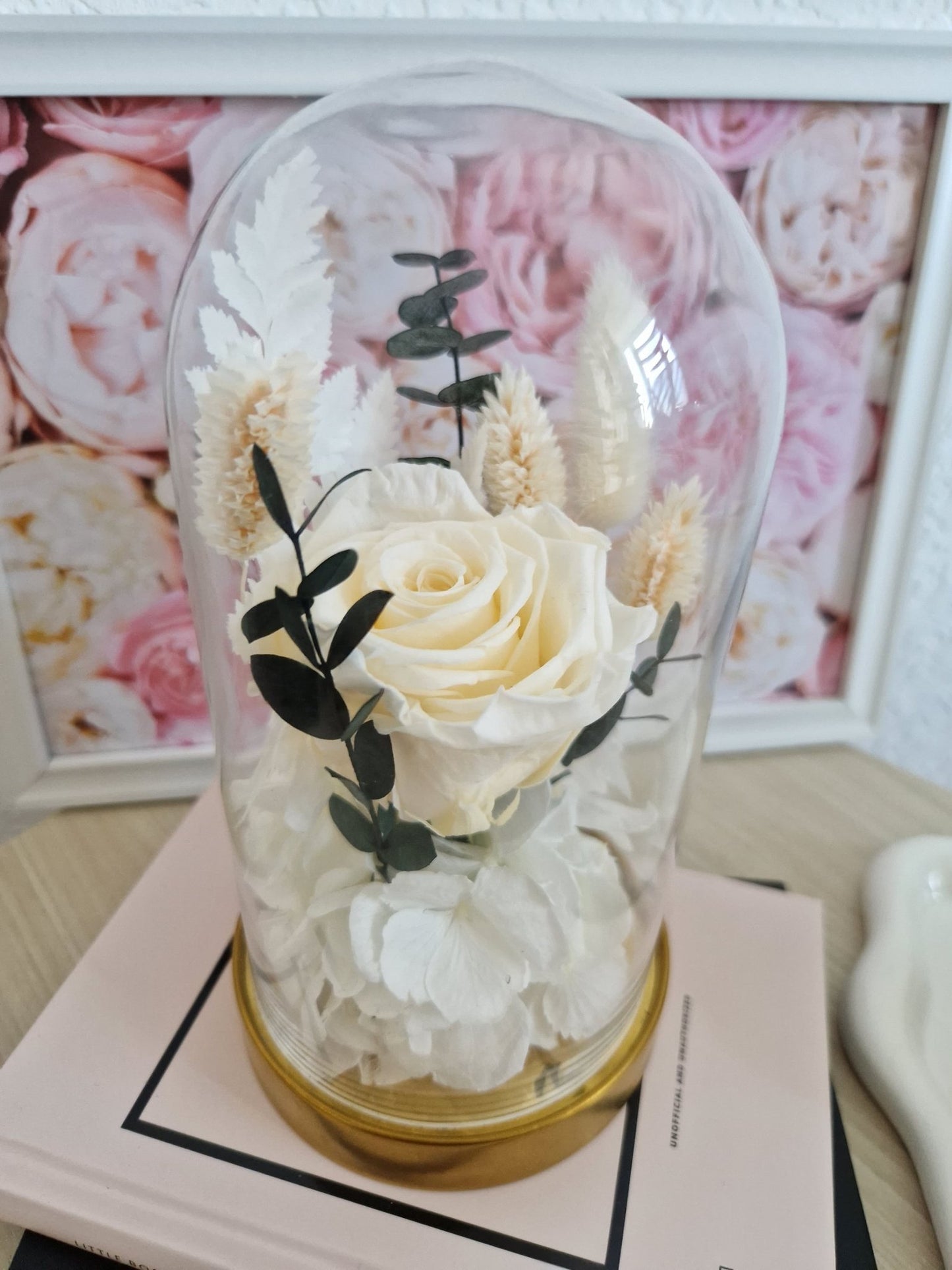 White Elegance Glass Dome - NICA FLORA